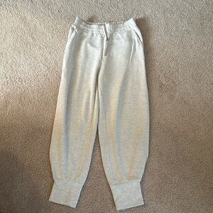 Varley Joggers. NWOT.